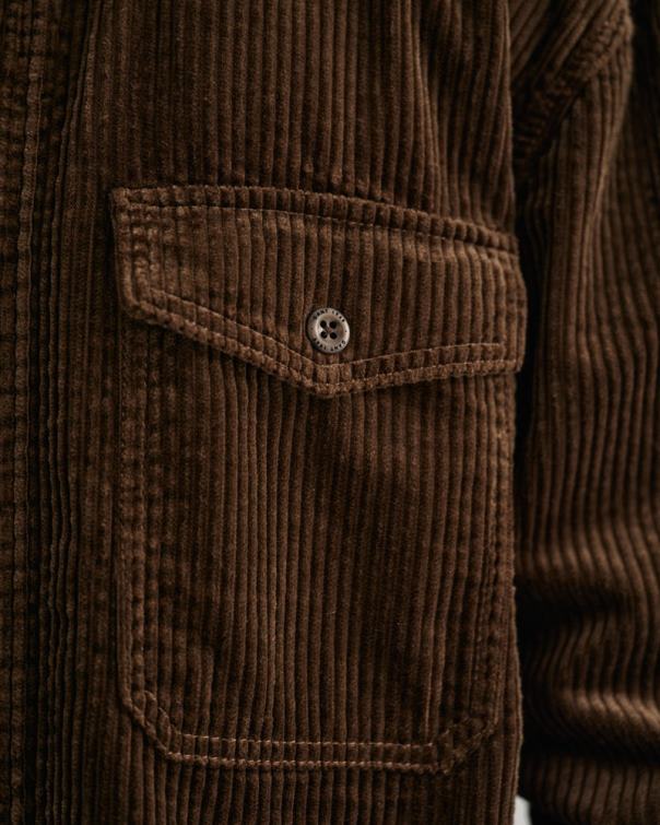 GANT hombres marrón rico sobrecamisa de pana P0P026