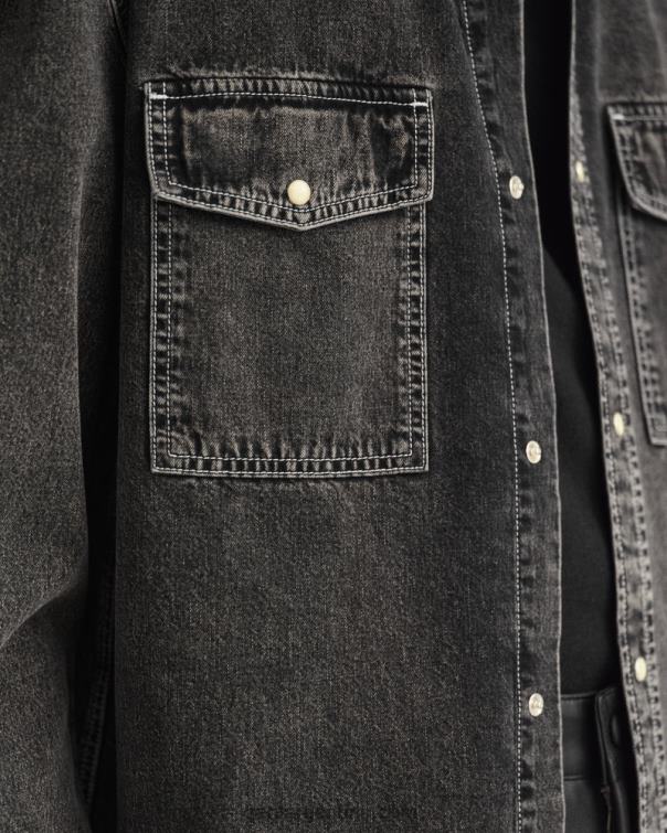 GANT hombres negro usado en camisa de mezclilla oversize con lavado pesado P0P0223